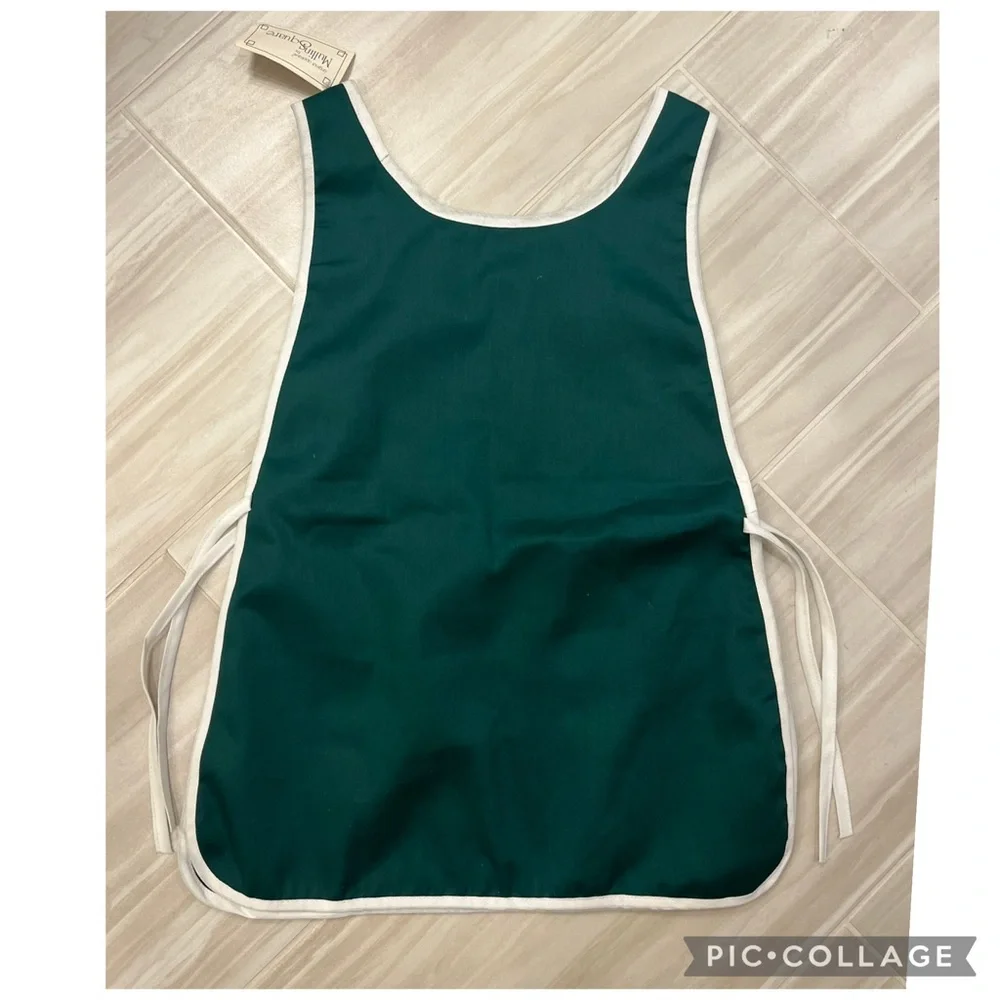 NWT Mulling Square Christmas Dove Appliqué Apron Green 2 Pocket Holiday